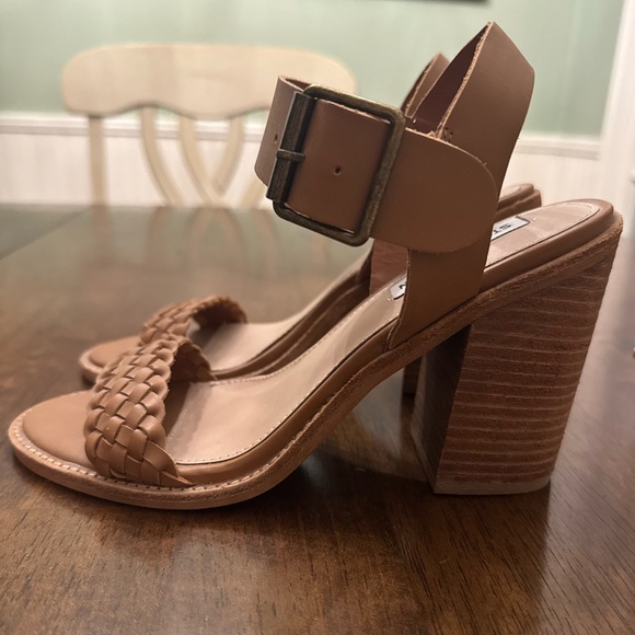 Steve Madden Brown Block Heel Sandals - Picture 3 of 6